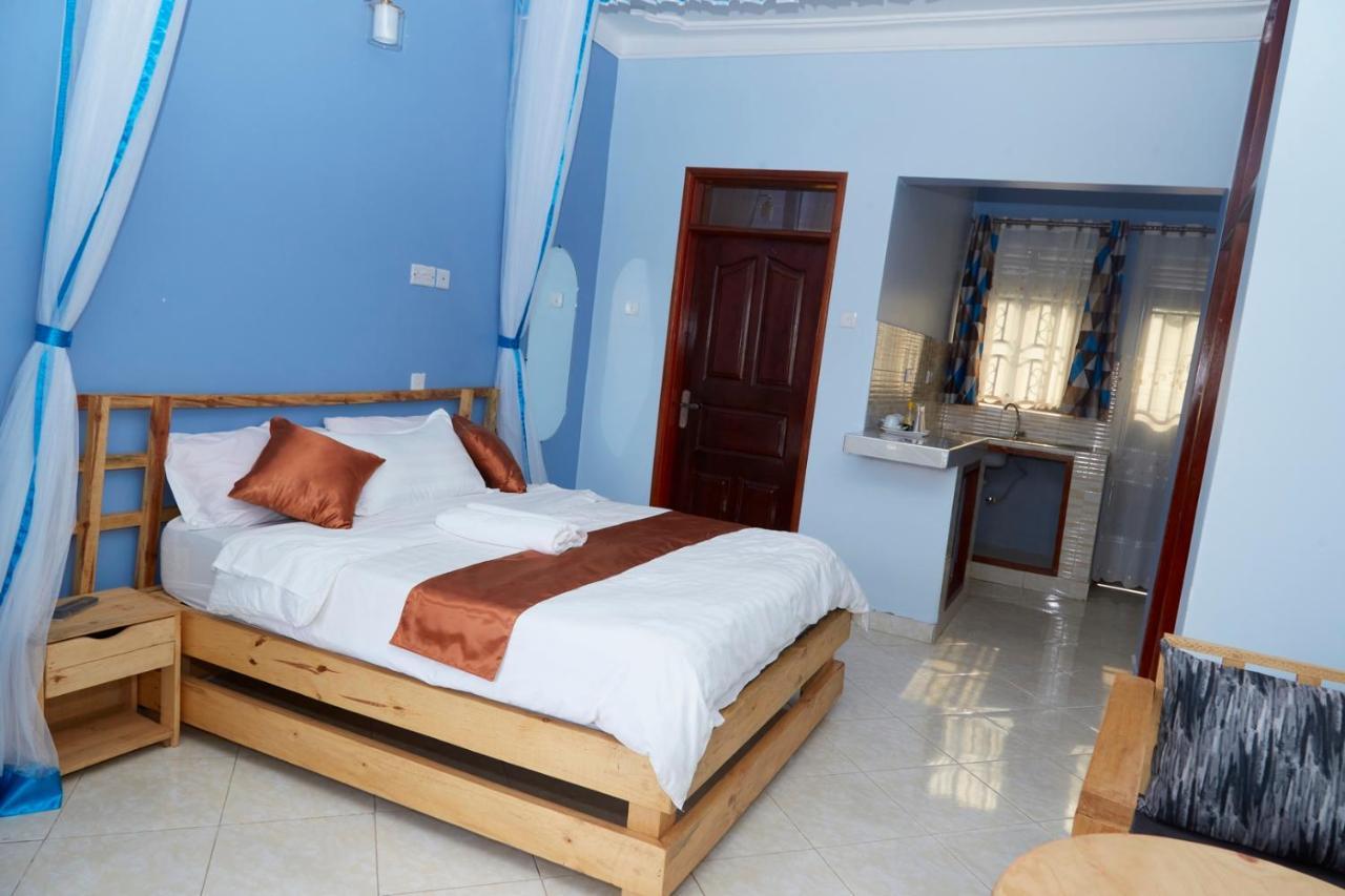 Westway Luxury Suites Mbarara Eksteriør billede