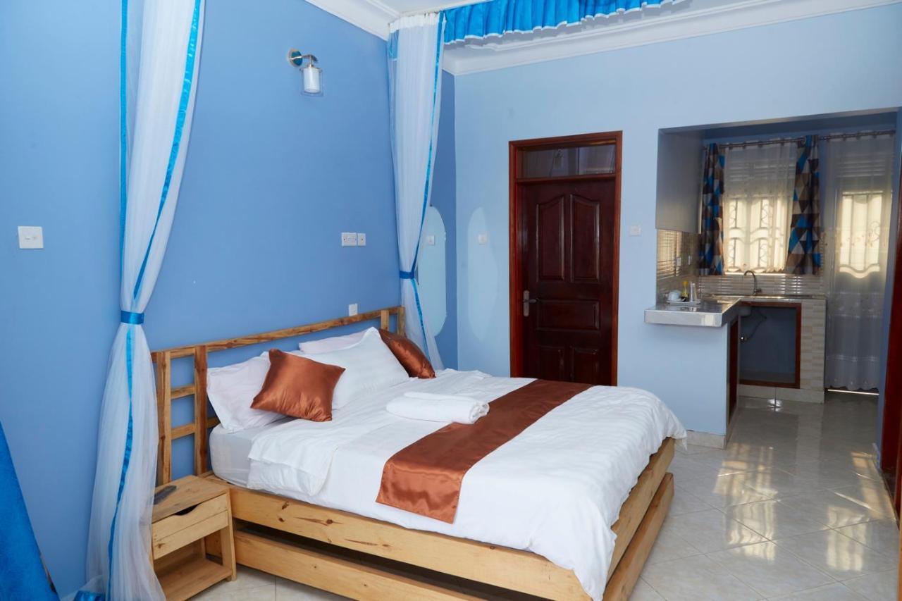 Westway Luxury Suites Mbarara Eksteriør billede