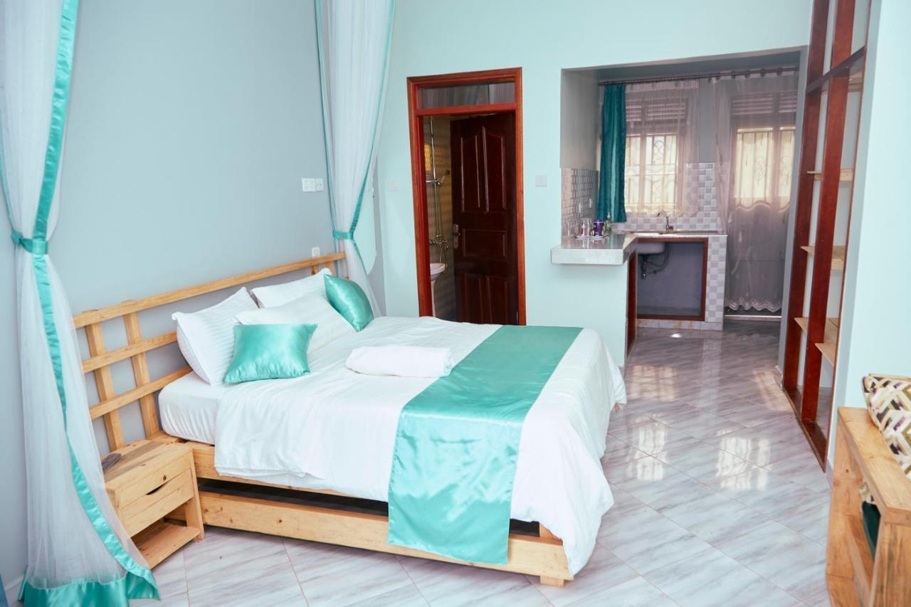 Westway Luxury Suites Mbarara Eksteriør billede